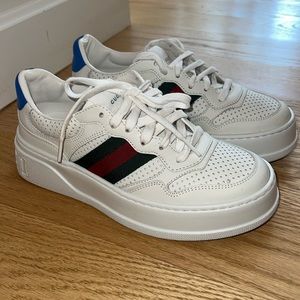 Gucci women’s sneaker with web NWOT